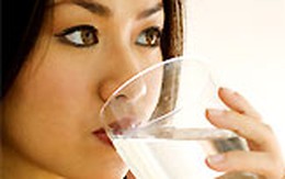 Mùa lạnh vẫn cần uống nhiều nước